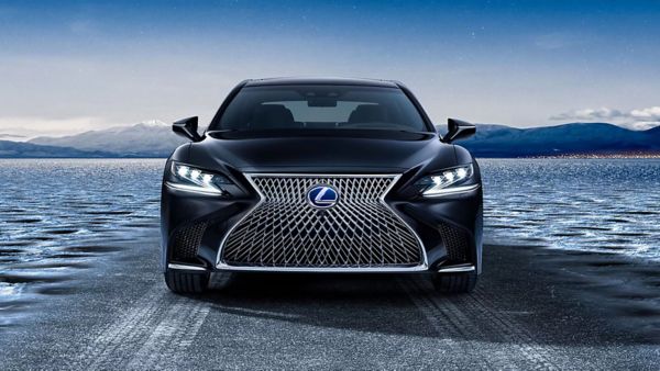 Front view of the Lexus LS