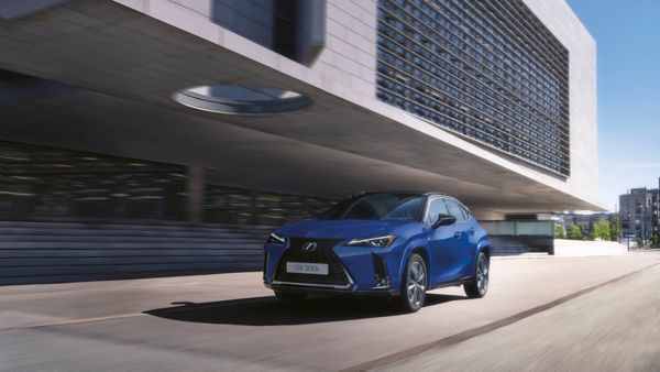 Lexus UX 250h