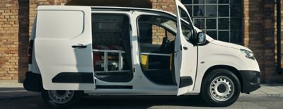 Furgoneta de trabajo Toyota