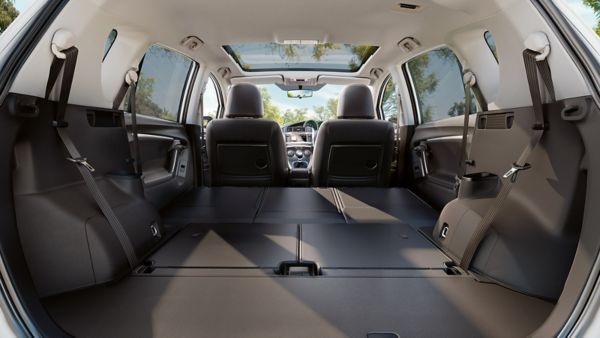 Capacidad interior Toyota Verso