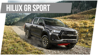 Toyota Hilux GR SPORT z podpisem.