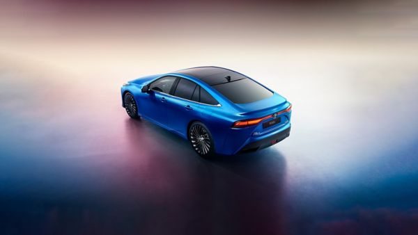 Investigación y producción del Toyota Mirai