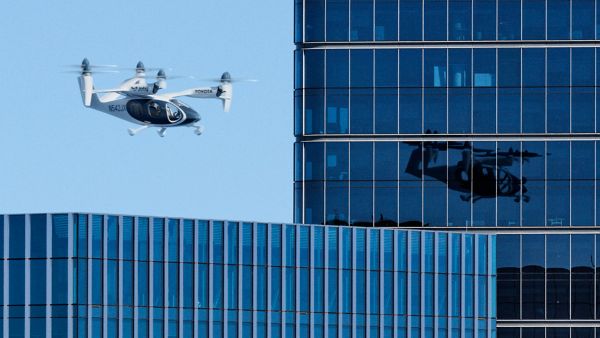 Avion autonome Lexus