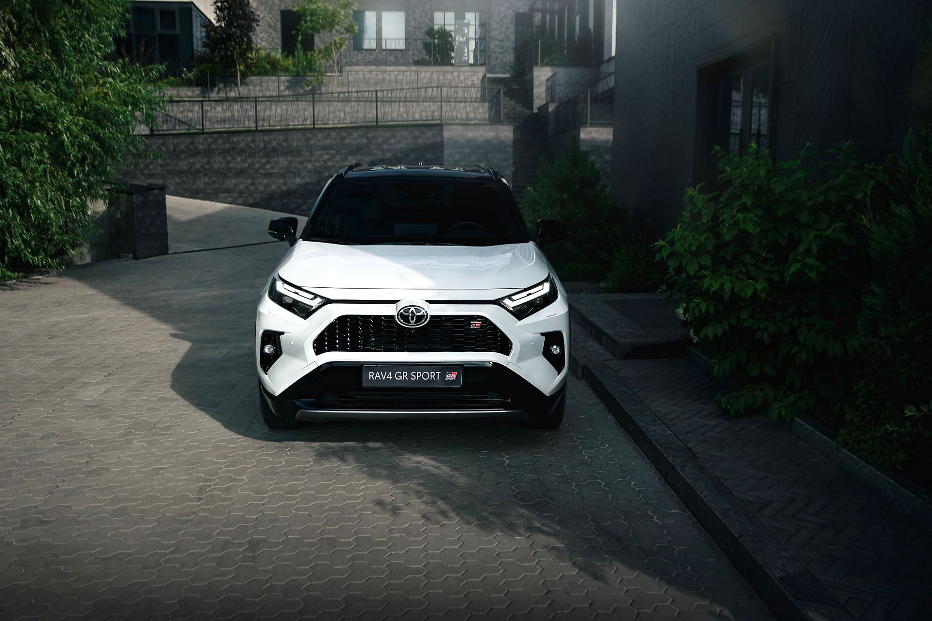 RAV4 Exterior image4