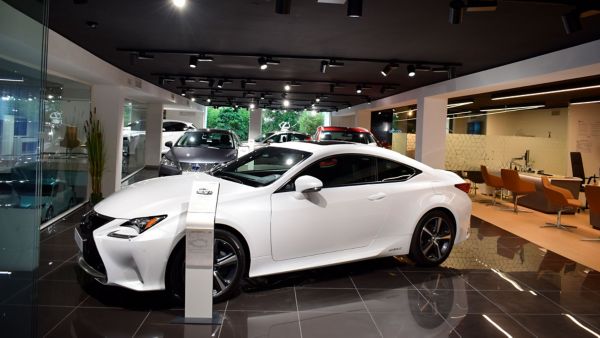 Lexus Barcelona abre instalaciones