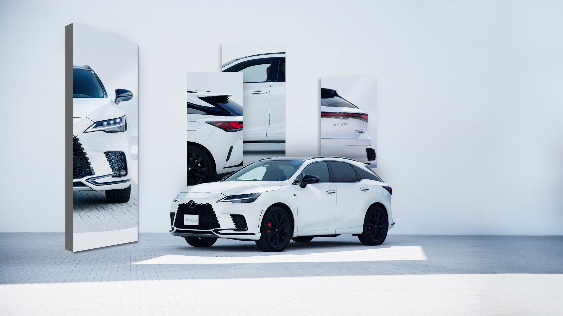 שחקן טניס מגיש במהלך טורניר ATP