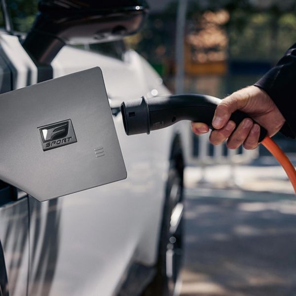 lexus, elektrisch model, 2025, exterieur, laadklep