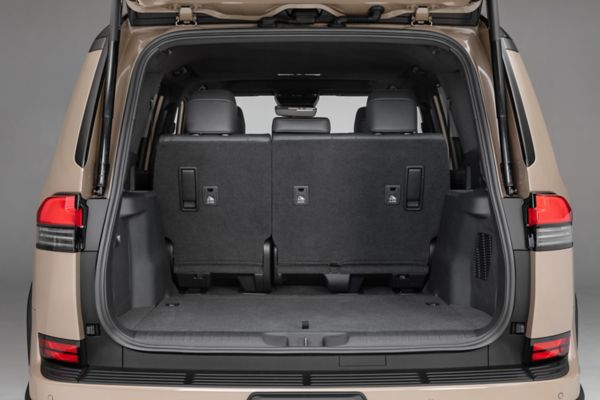 Lexus GX Trunk