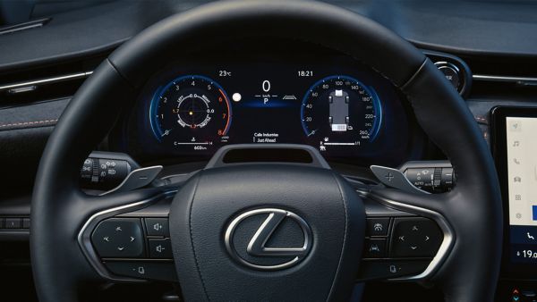 lexus-lbx-technology-convenience-instrument-display-1920x1080