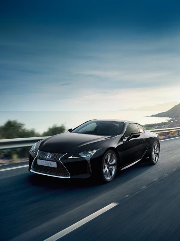 LC 500 sports coupe