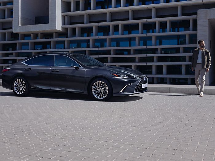 Car Leasing vs Buying