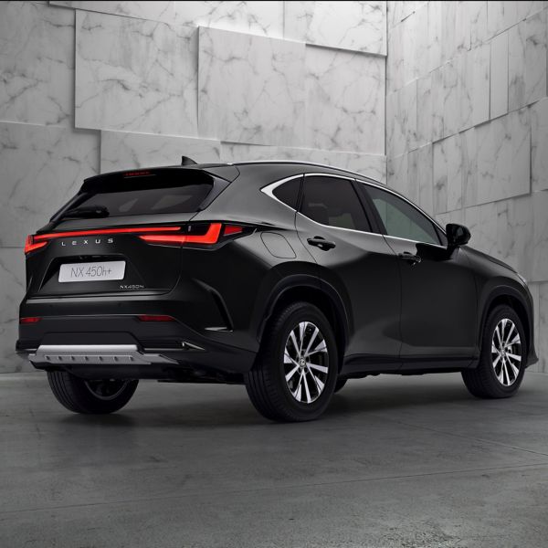 lexus-nx-rear-light