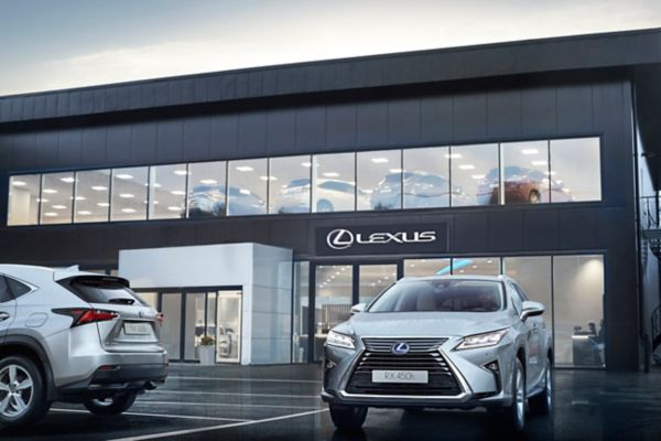 Lexus business plus