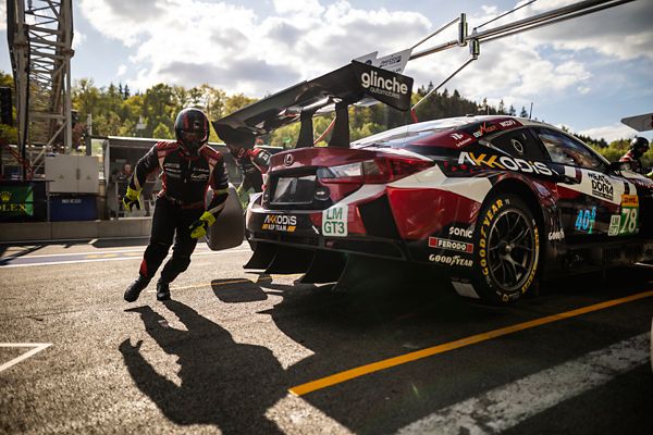 Lexus w czołówce mistrzostw świata RC F