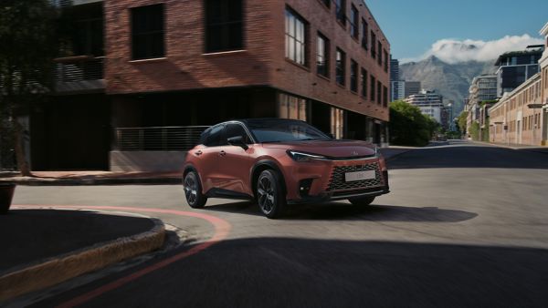 lexus-web--17