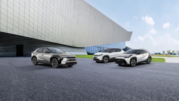 Toyota bZ4X és Urban Cruiser és Aygo X