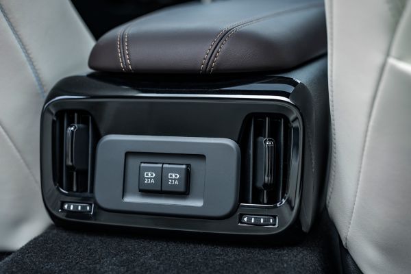 mirai-dpl-2021-detail-019-3