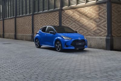 Toyota Yaris Hybrid v městském prostředí