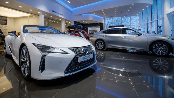 LEXUS KARLOVY VARY