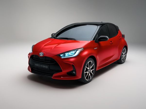 nuova-yaris-gallery-esterni-1-visual