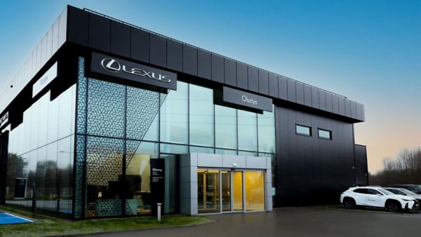 Salon Lexus Olsztyn z zewnątrz