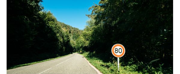 porque existen límites de velocidad