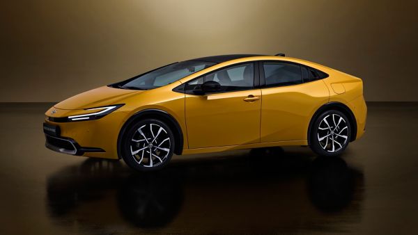 prius-plug-in-hybrid-1920x1080