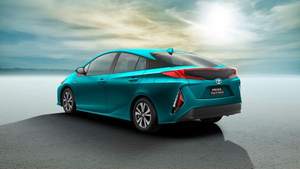 PRIUS PLUG-IN I RI