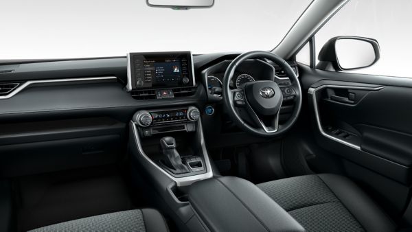 Toyota RAV4 interior multimedia