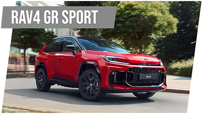 Toyota RAV4 GR SPORT z podpisem.