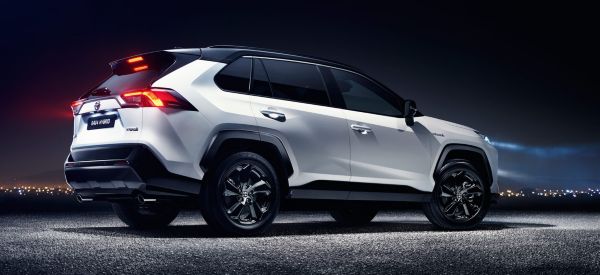 SUV híbrido RAV4