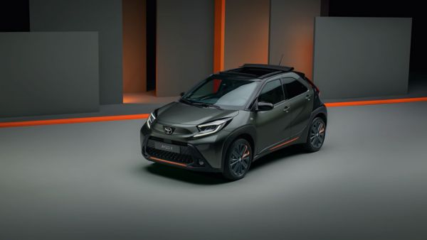 Review Toyota Aygo X Cross