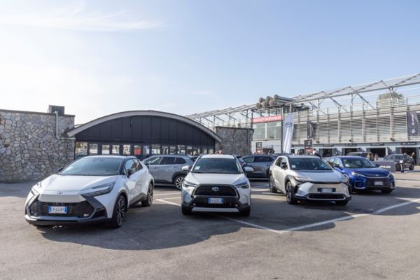 Toyota C-HR Exterior