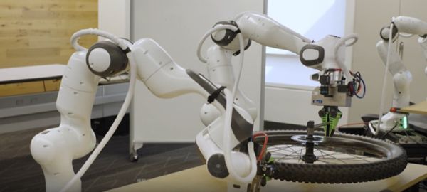 Robotika | Toyota