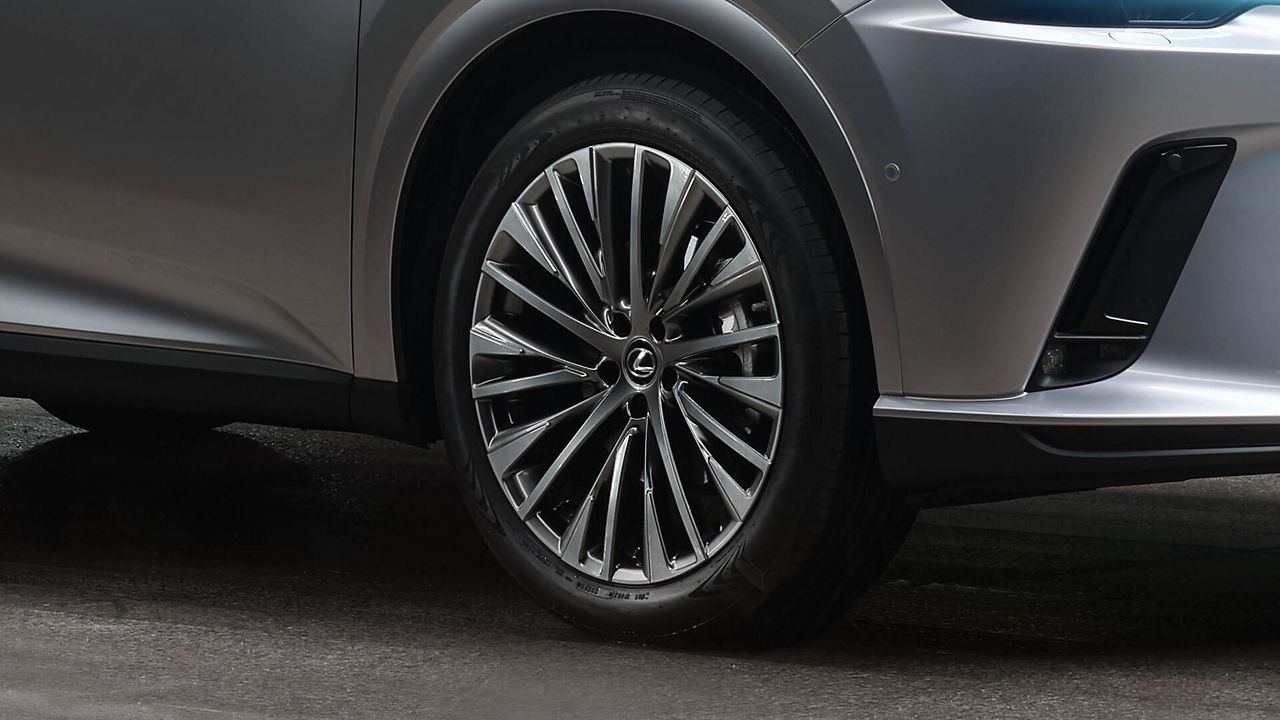 Close-up of the Lexus RX alloy wheels