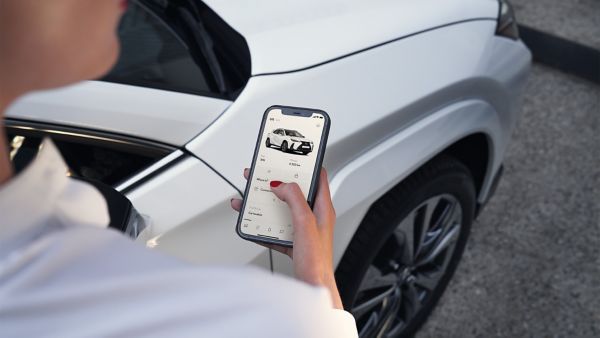 SOYEZ CONNECTÉ AVEC L'APPLICATION LEXUS LINK+