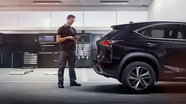 Nos services d'entretien pour votre Lexus | Lexus France