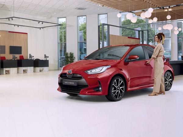 Die wichtigsten Infos zum Firmenwagen: Wissenswertes zu Steuern, Kauf oder Leasing, Fahrtenbuch vs. 1-%-Regelung.