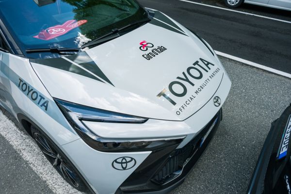 Toyota C-HR Interior