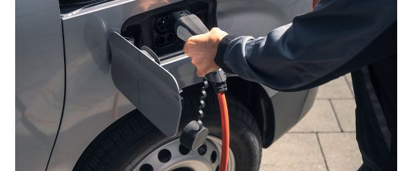 Tipo de cables para un eléctrico Toyota