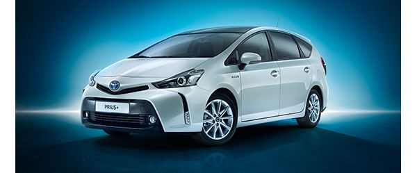 prius-2015-white-2