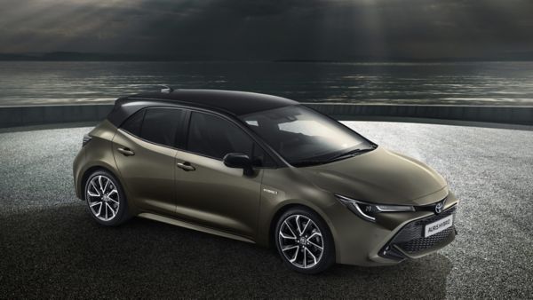 Toyota Auris renombrado a Corolla