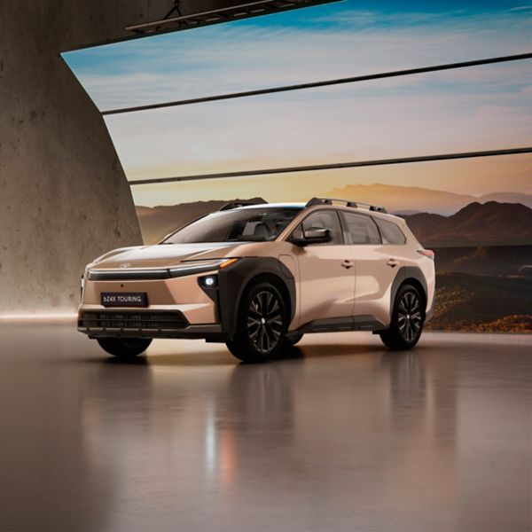 toyota-bZ4X Touring 2025-exterieur-zijkant-SL1_1280x1280