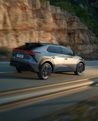 Vždy v bezpečí s bezpečnostními funkcemi Toyota Smart