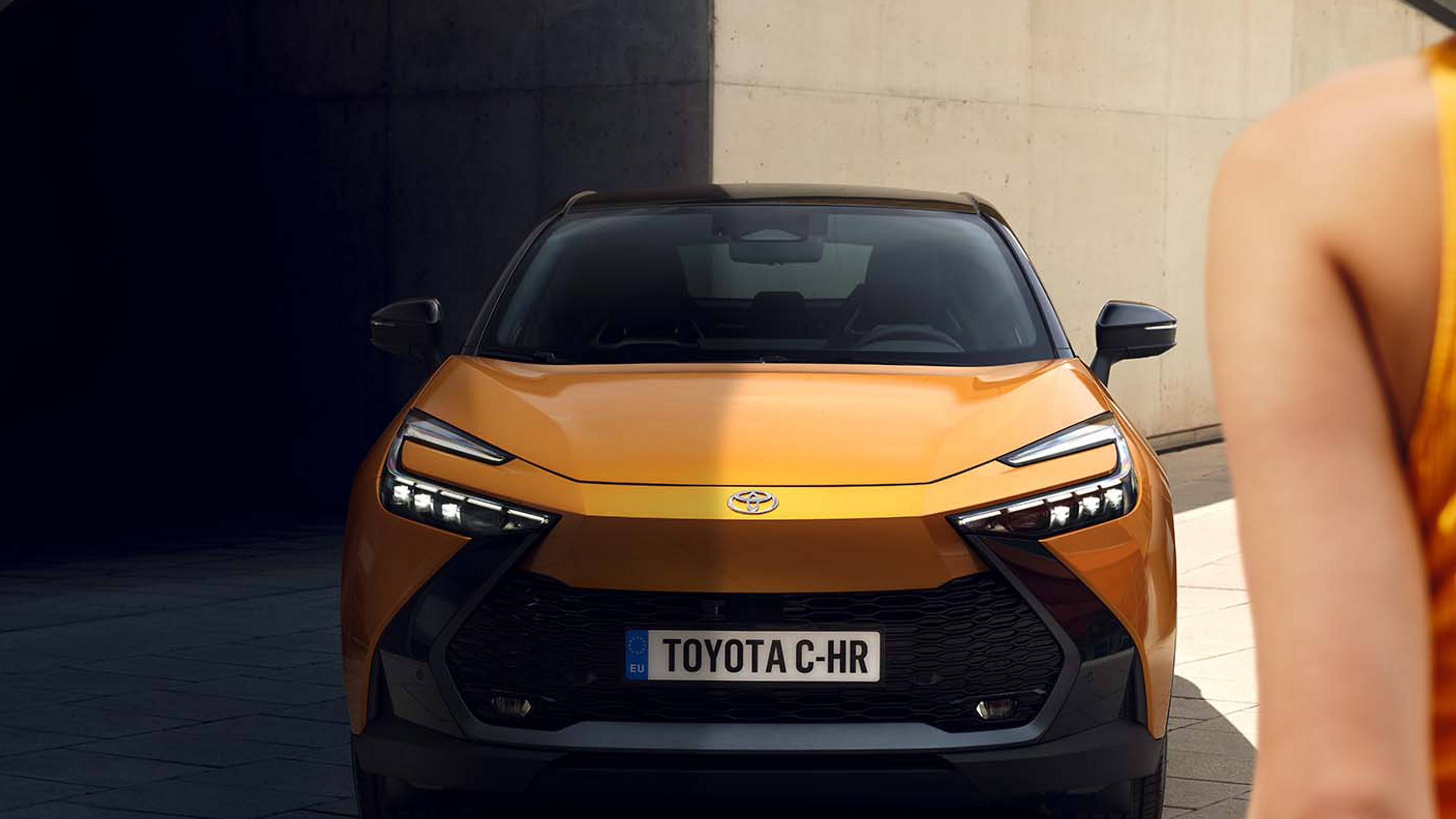 TOYOTA C-HR