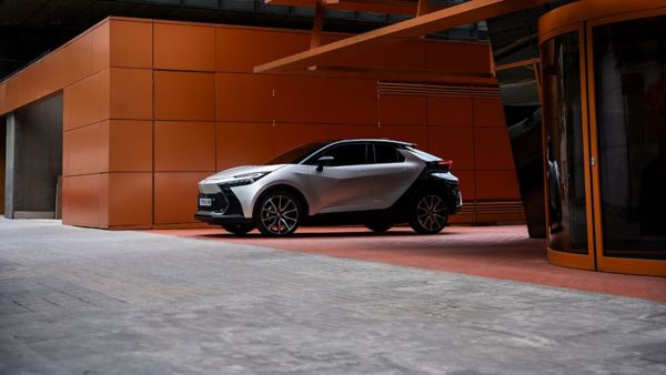 Toyota C-HR híbrido enchufable