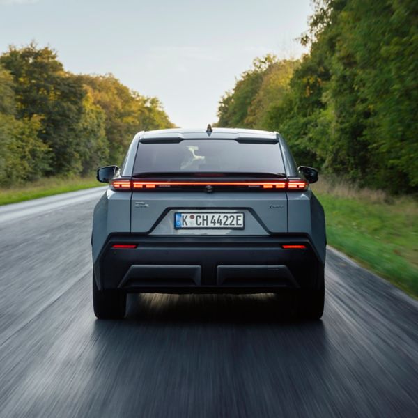 toyota, c, hr, plus, 2026, exterieur, achterkant