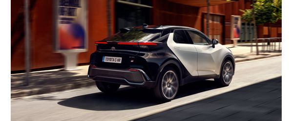 Toyota C-HR 2024 híbrido