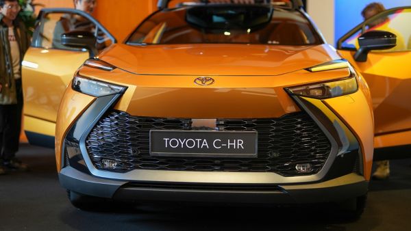 toyota-chr-25-nieuwe-toyota-c-hr