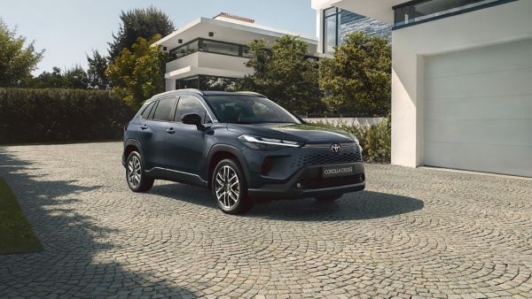 Toyota Corolla Cross private lease